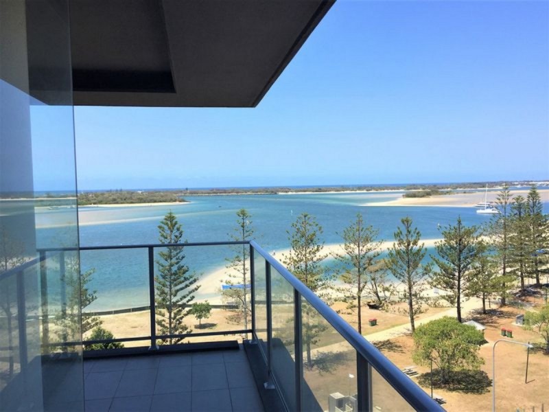 804/378 Marine Parade, Labrador QLD 4215