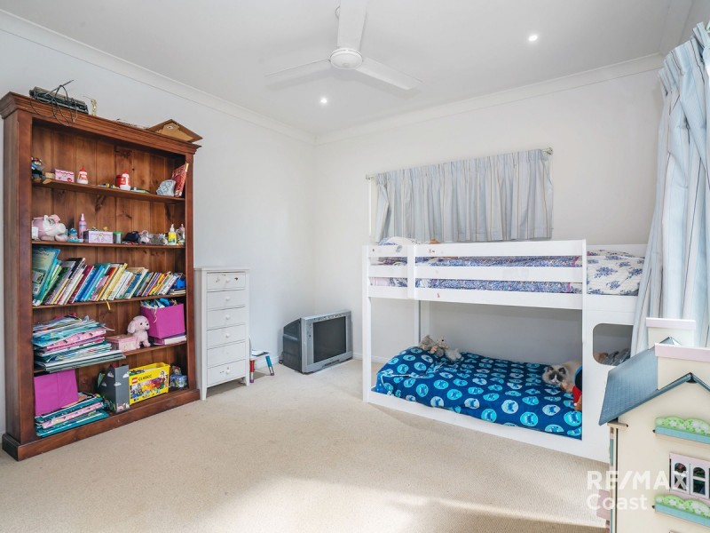 30 Meridien Avenue, Varsity Lakes QLD 4227