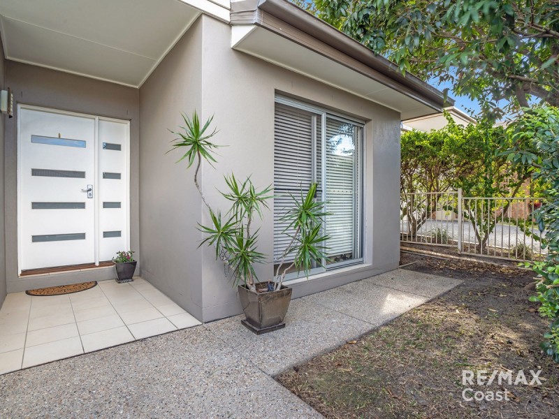 30 Meridien Avenue, Varsity Lakes QLD 4227