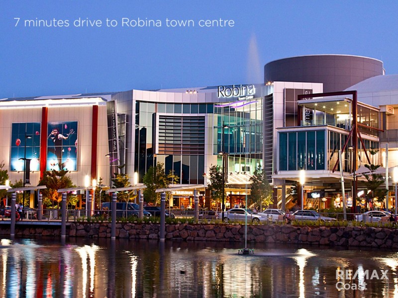 30 Meridien Avenue, Varsity Lakes QLD 4227