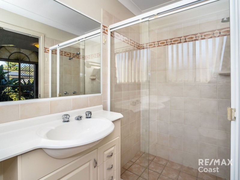 24 Dellwood Circuit, Molendinar QLD 4214