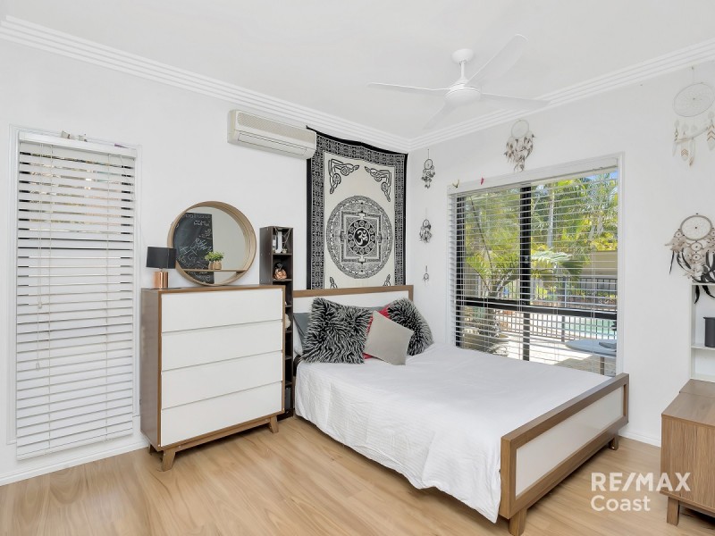 43 Edinburgh  Road, Benowa Waters QLD 4217