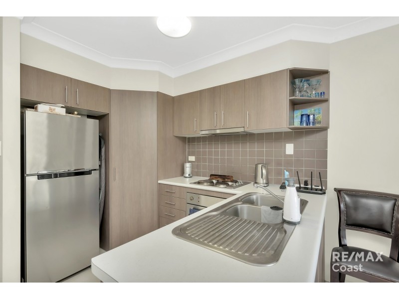 2/2 Palma Crescent, Varsity Lakes QLD 4227
