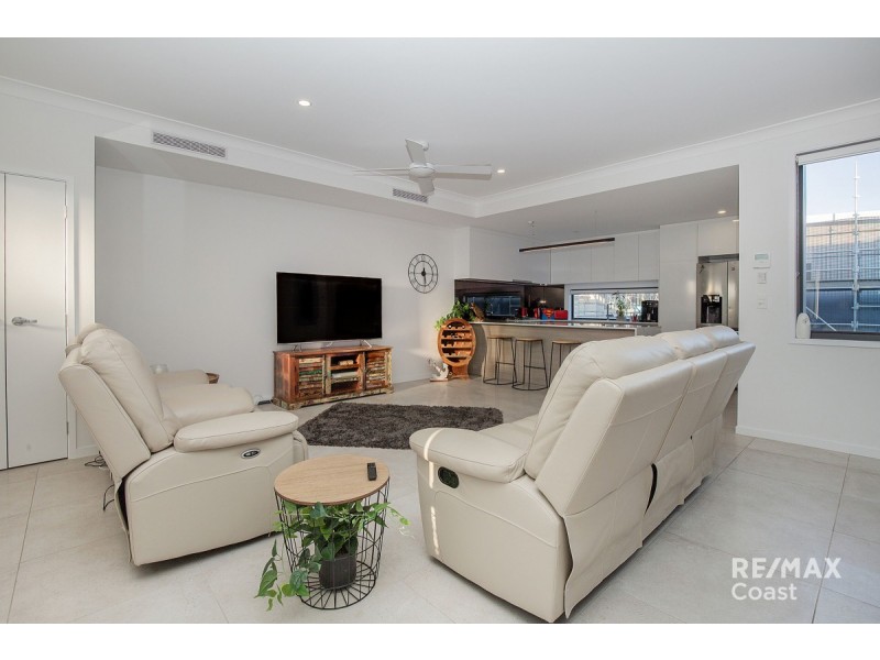 45 Park Cove Boulevard, Hope Island QLD 4212