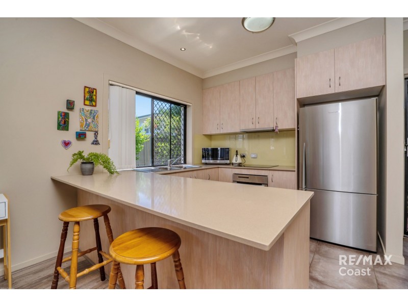 2/51 Ashbourne Terrace, Biggera Waters QLD 4216