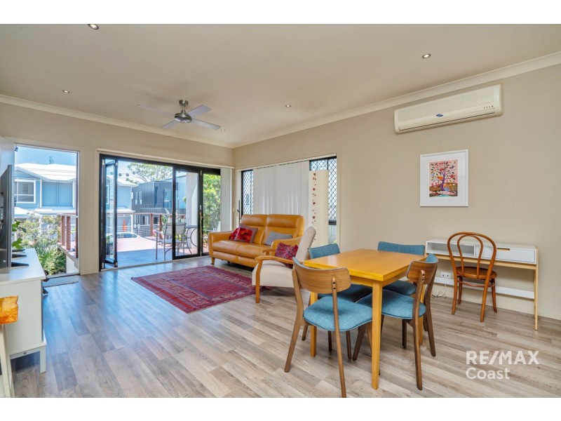 2/51 Ashbourne Terrace, Biggera Waters QLD 4216