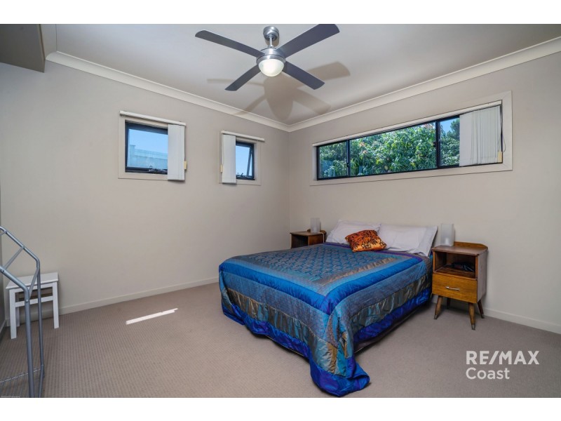 2/51 Ashbourne Terrace, Biggera Waters QLD 4216