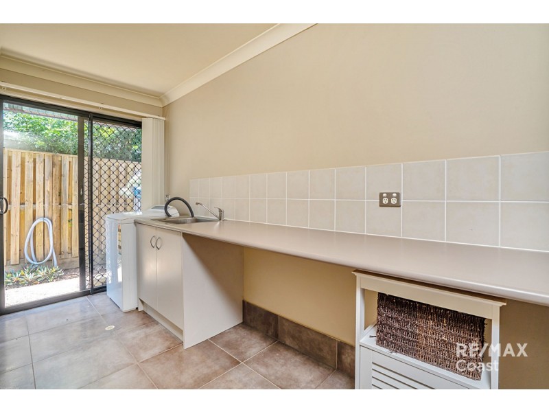 2/51 Ashbourne Terrace, Biggera Waters QLD 4216
