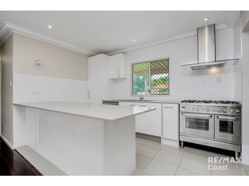 70 Eugaree Street, Southport QLD 4215