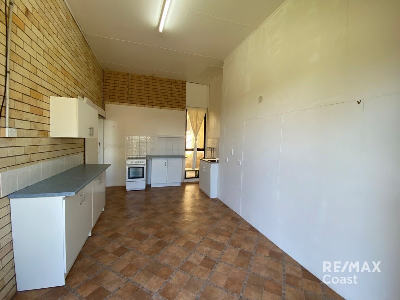 31 Loweana Street, Southport QLD 4215