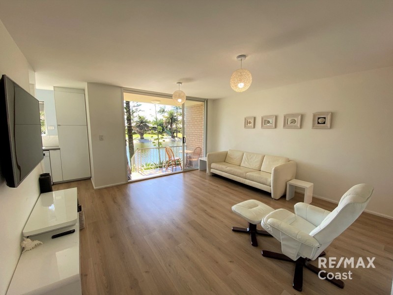 2/49 Karbunya Street, Mermaid Waters QLD 4218