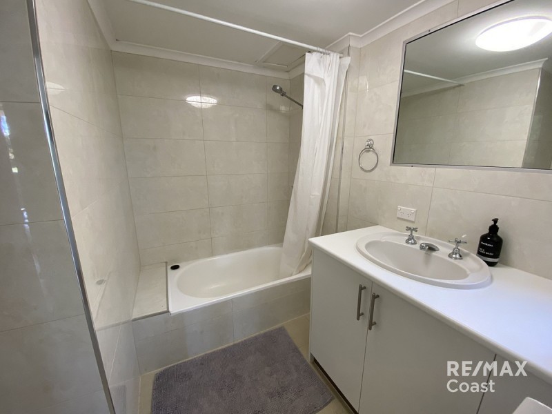 2/49 Karbunya Street, Mermaid Waters QLD 4218