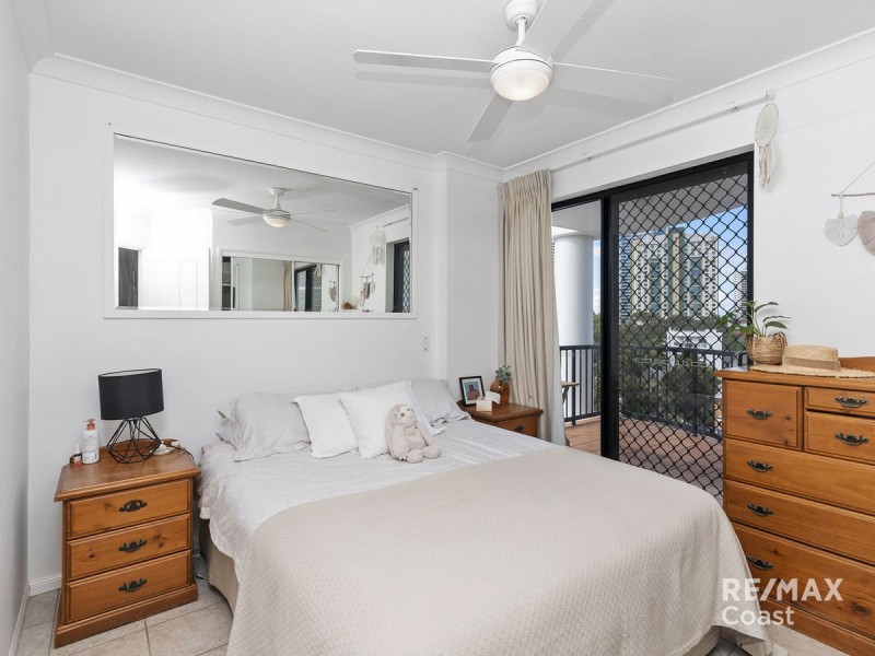 24/12 Paradise Island, Surfers Paradise QLD 4217