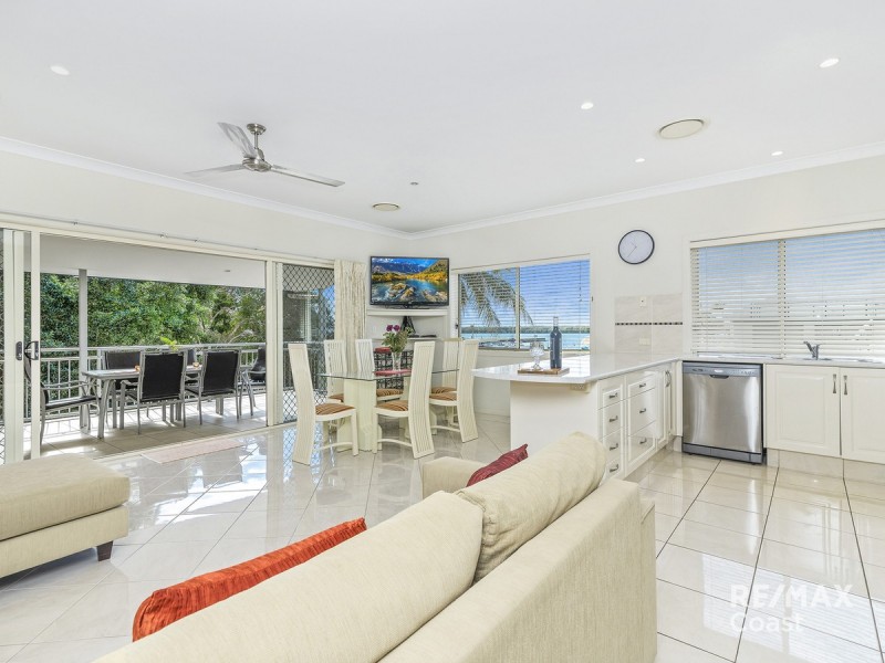 2/3 Joseph Street, Runaway Bay QLD 4216