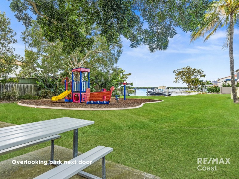 2/3 Joseph Street, Runaway Bay QLD 4216
