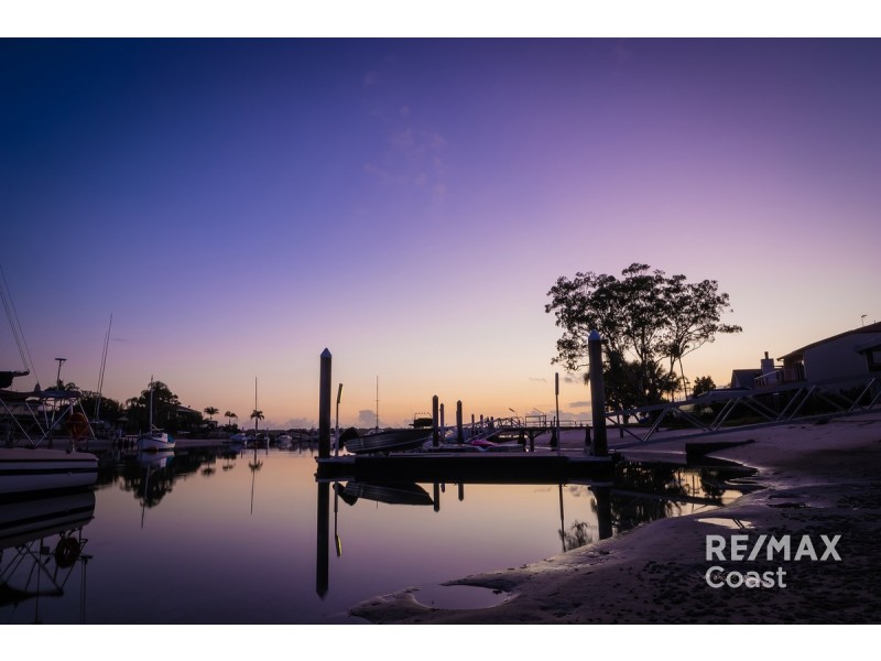2/3 Joseph Street, Runaway Bay QLD 4216
