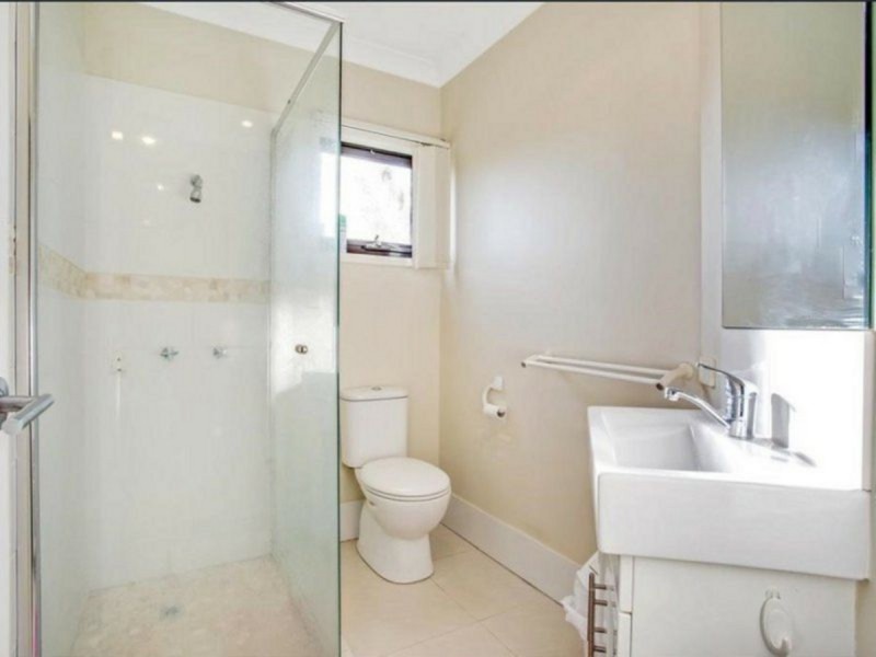 2/119 Minnie Street, Southport QLD 4215