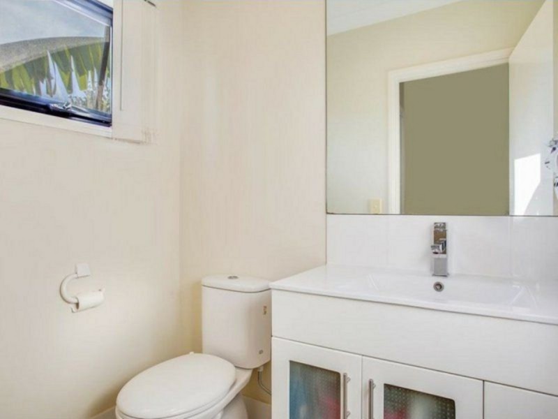 2/119 Minnie Street, Southport QLD 4215