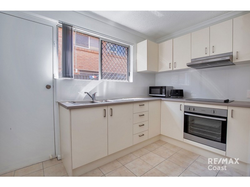 2/14 Central Street, Labrador QLD 4215