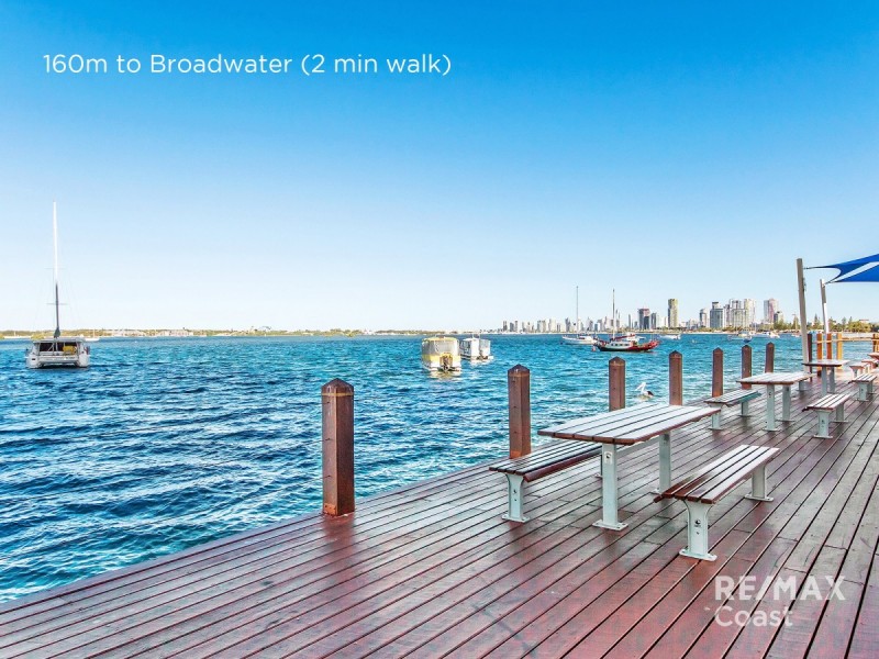 2/14 Central Street, Labrador QLD 4215