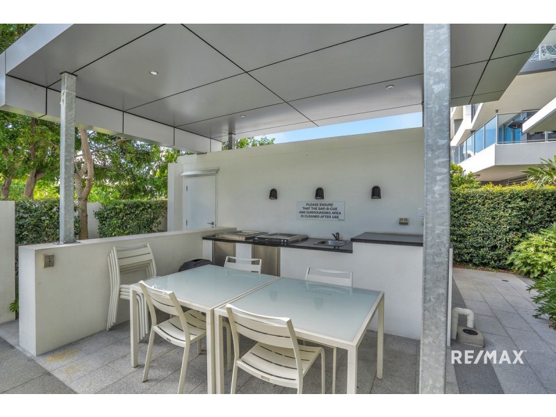 706/15 Compass Drive, Biggera Waters QLD 4216