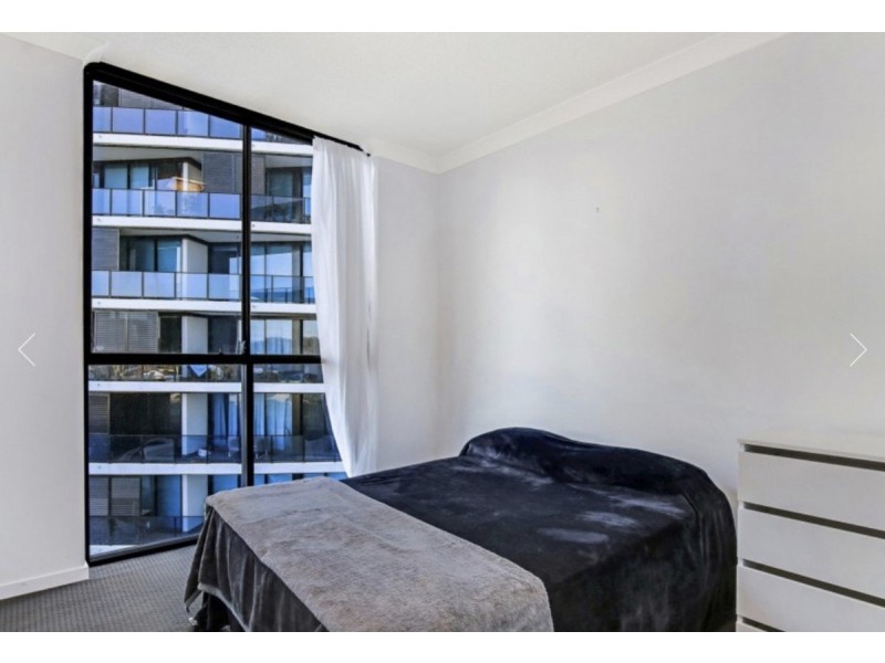 2410/5 Harbour Side Court, Biggera Waters QLD 4216