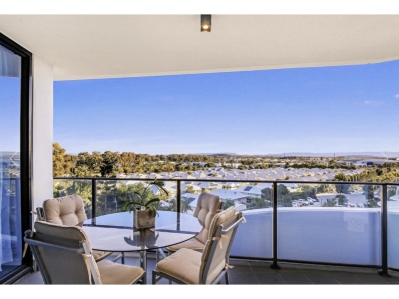 2410/5 Harbour Side Court, Biggera Waters QLD 4216