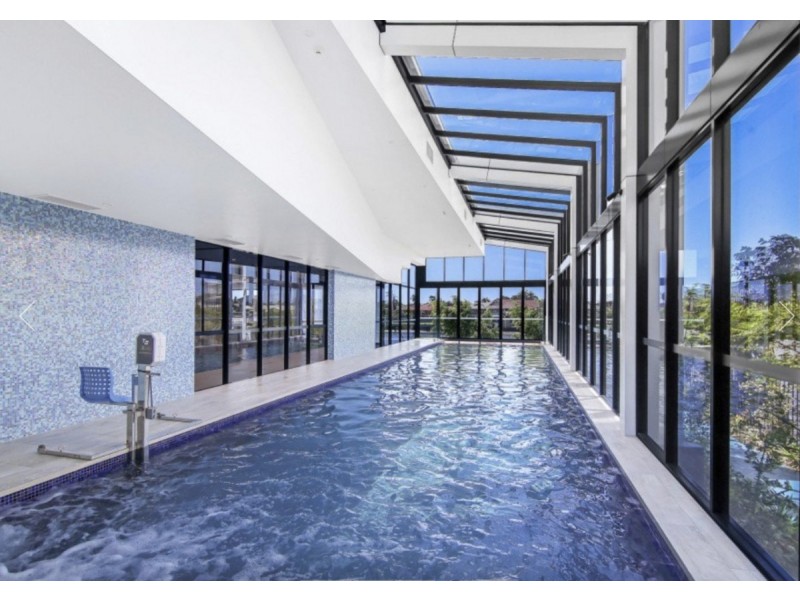 2410/5 Harbour Side Court, Biggera Waters QLD 4216