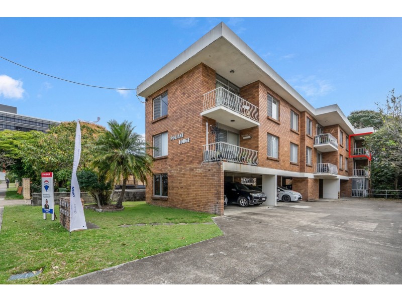 7/25 White Street, Southport QLD 4215