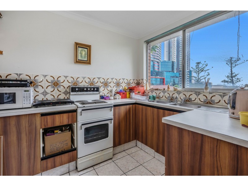 7/25 White Street, Southport QLD 4215