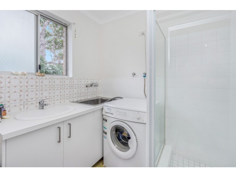 7/25 White Street, Southport QLD 4215