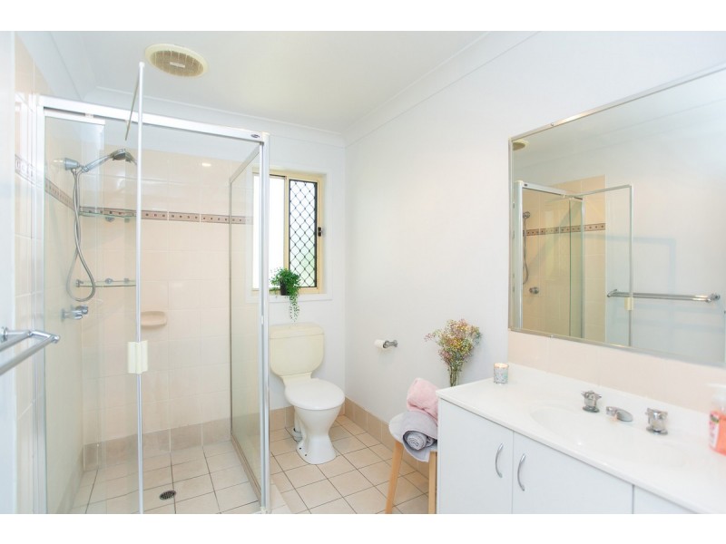 13 Gerard Street, Pacific Pines QLD 4211