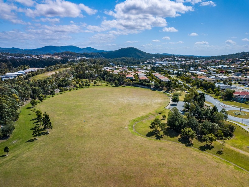 13 Gerard Street, Pacific Pines QLD 4211