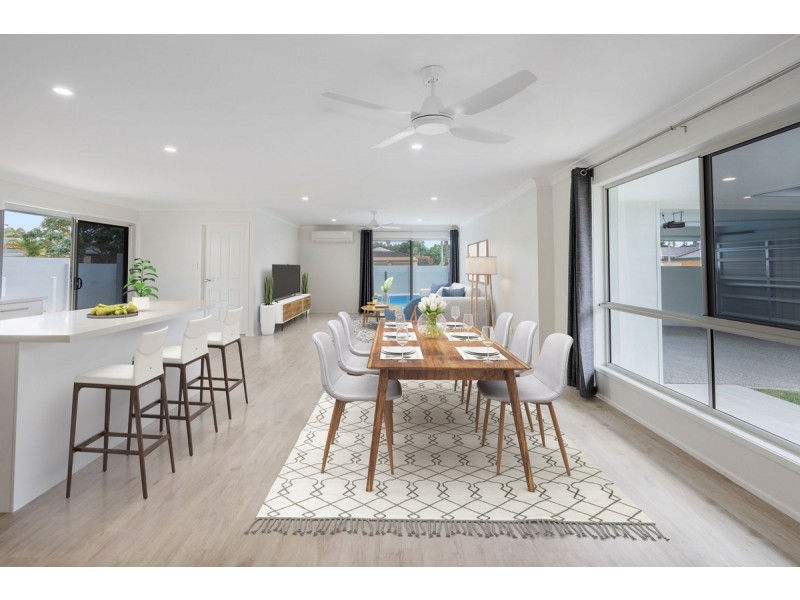 5 Babbler Court, Burleigh Waters QLD 4220