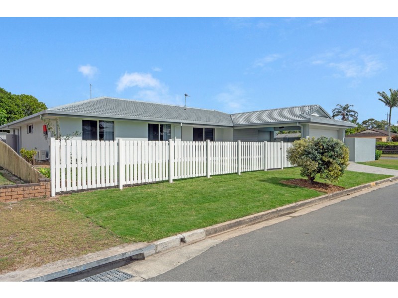 5 Babbler Court, Burleigh Waters QLD 4220