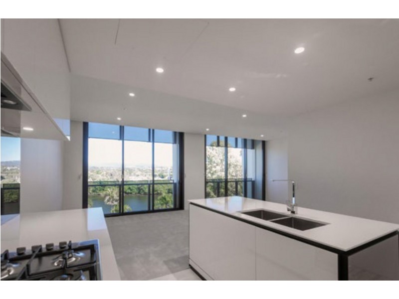 505c/Marina Concourse Ross Street, Benowa QLD 4217