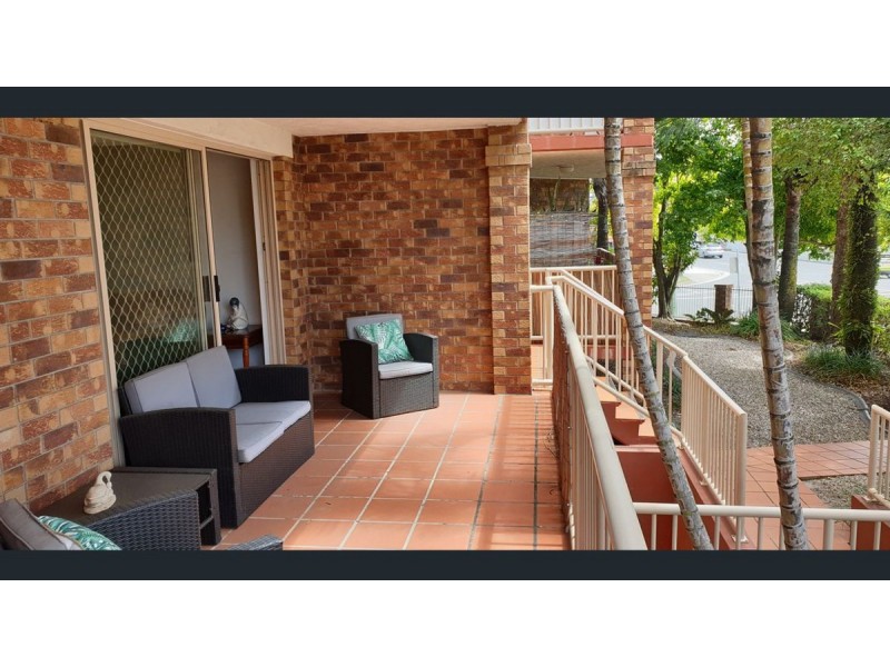2/28 Sykes Court, Southport QLD 4215