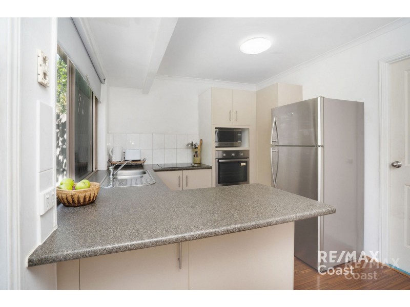 3/1-21 Golden Palms Court, Ashmore QLD 4214
