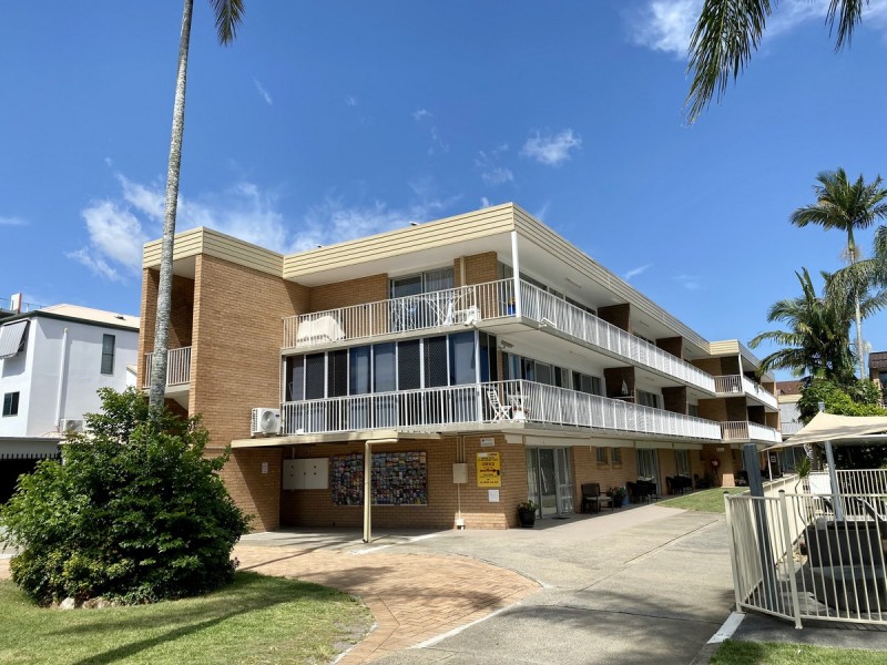 9/54 Frank Street, Labrador QLD 4215