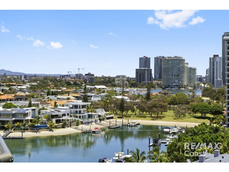 52/5 Admiralty Drive, Surfers Paradise QLD 4217