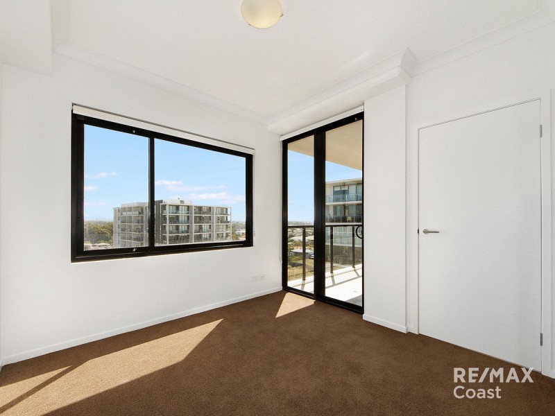 1108/372 Marine Parade, Labrador QLD 4215