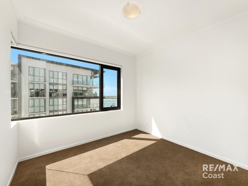 1108/372 Marine Parade, Labrador QLD 4215