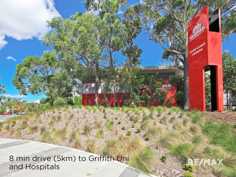 1108/372 Marine Parade, Labrador QLD 4215