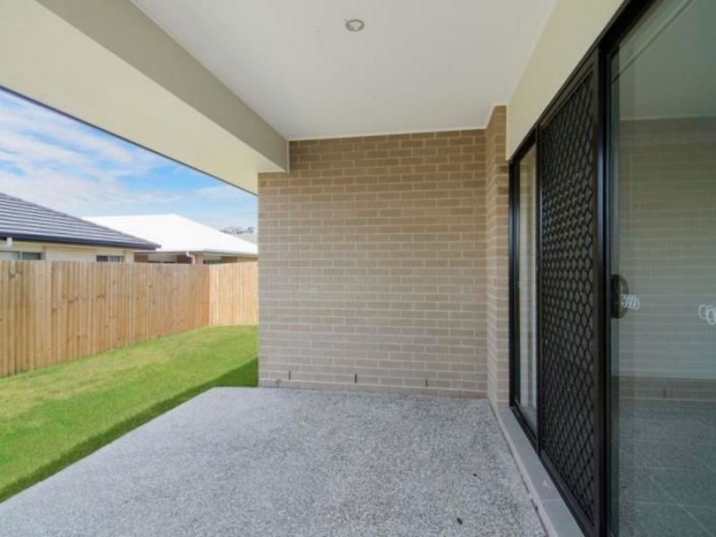 17 Learning Street, Coomera QLD 4209