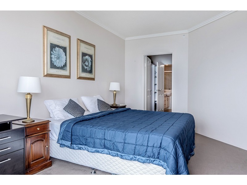 3402/3400 Surfers Paradise Boulevard, Surfers Paradise QLD 4217