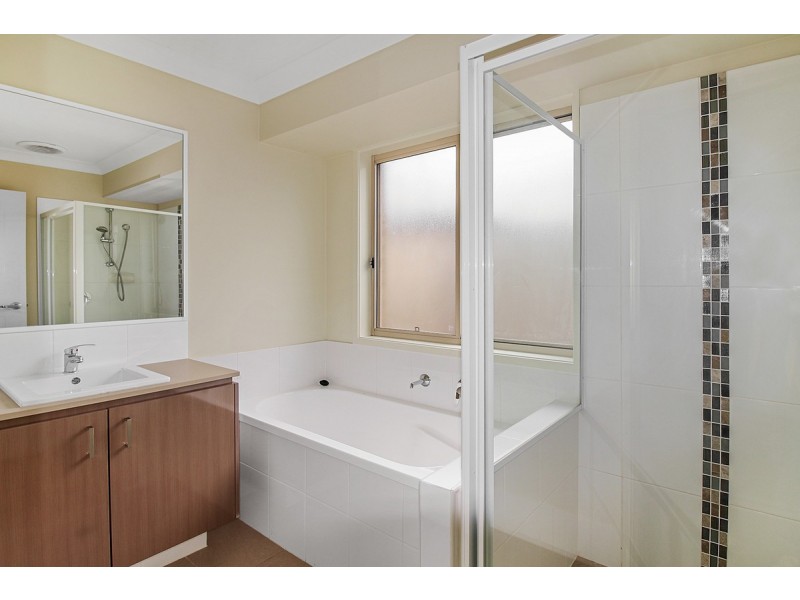 48 Percy Earl Crescent, Pimpama QLD 4209