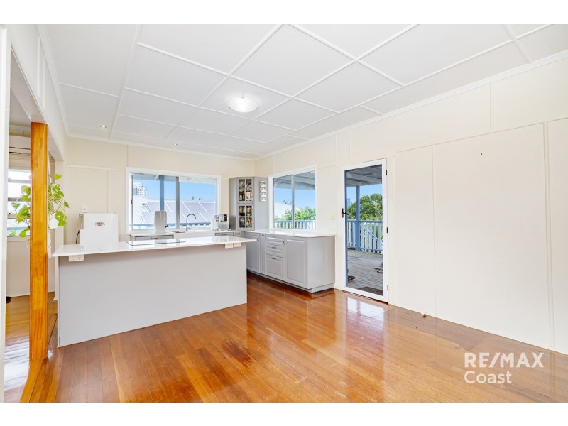 50 Central Street, Labrador QLD 4215