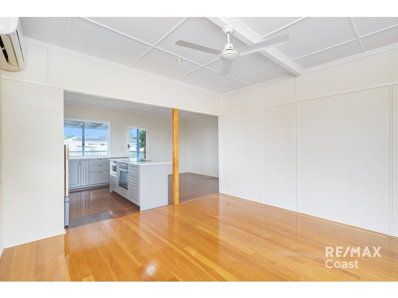 50 Central Street, Labrador QLD 4215