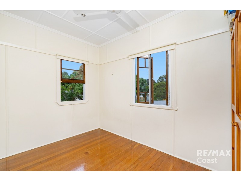 50 Central Street, Labrador QLD 4215