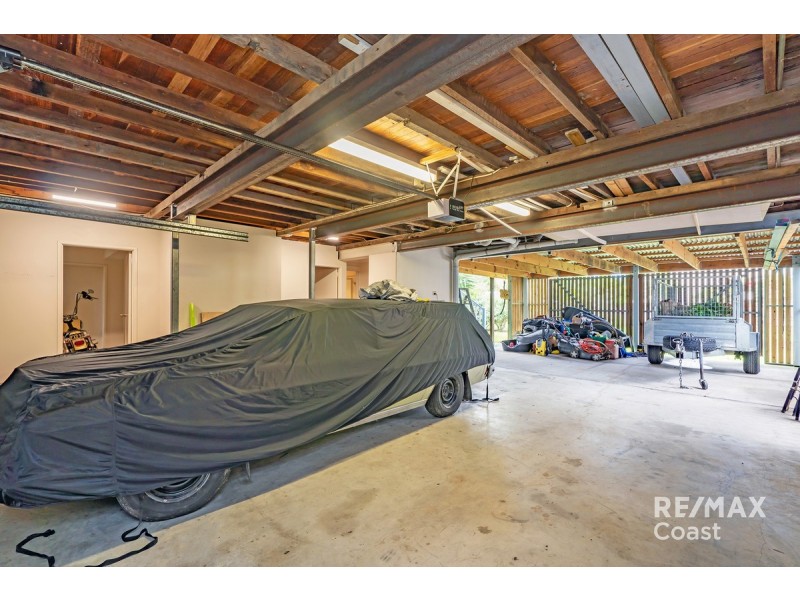 50 Central Street, Labrador QLD 4215